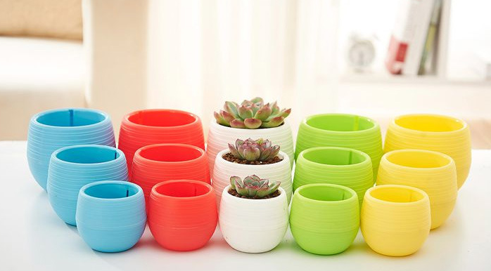 Eco-friendly Colourful Mini Round Plastic Planter